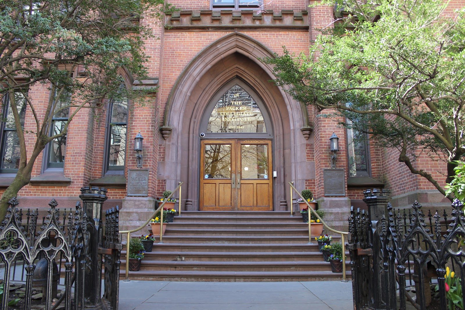 Packer Collegiate Institute