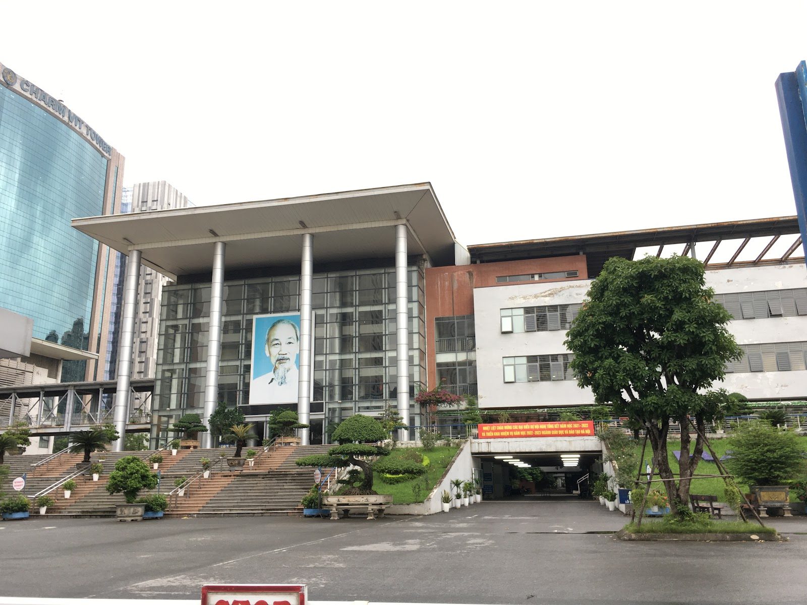 Hanoi–Amsterdam High School for the Gifted