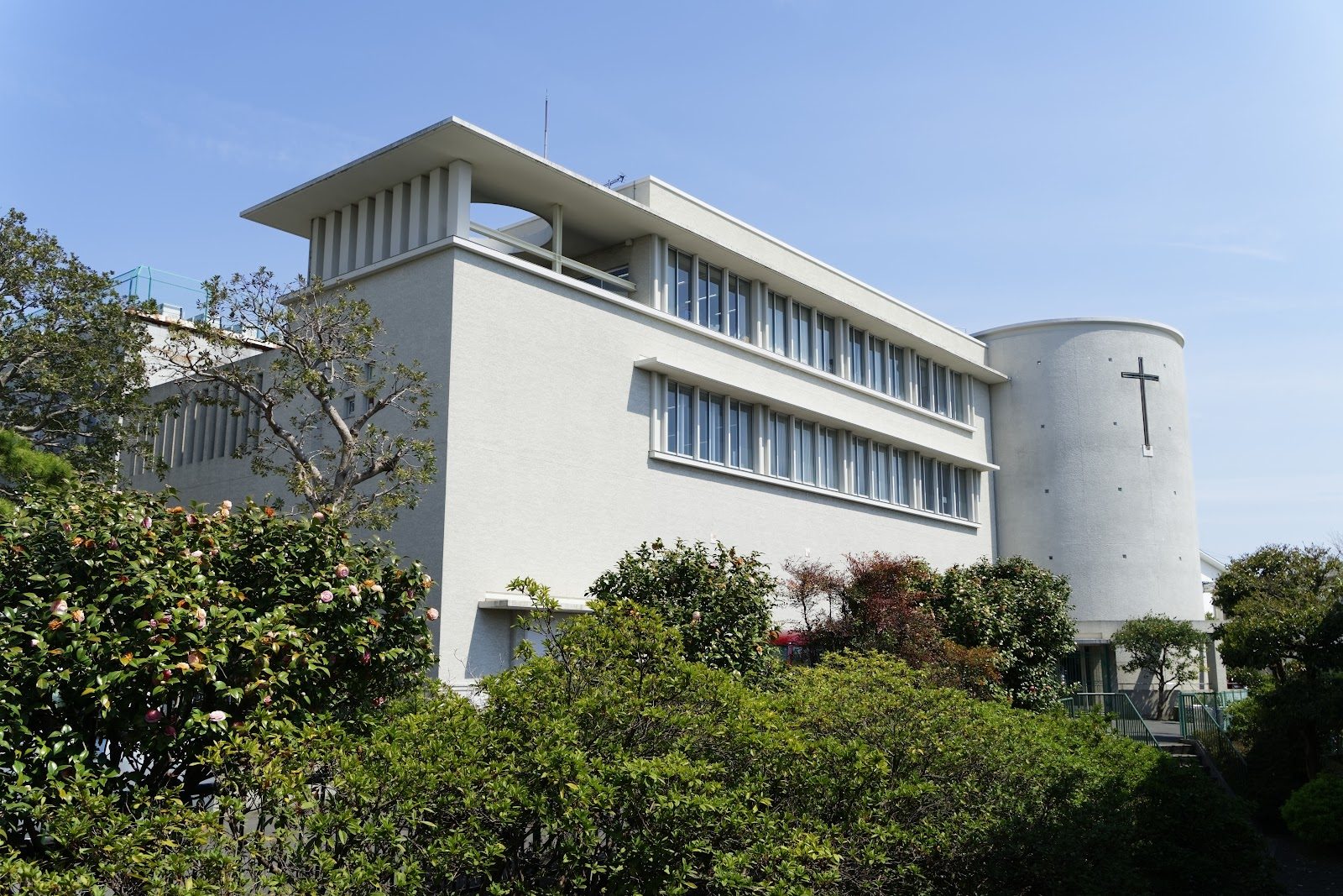 Saint Maur International School