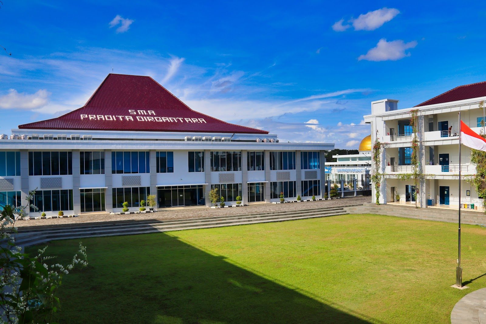 SMA Pradita Dirgantara